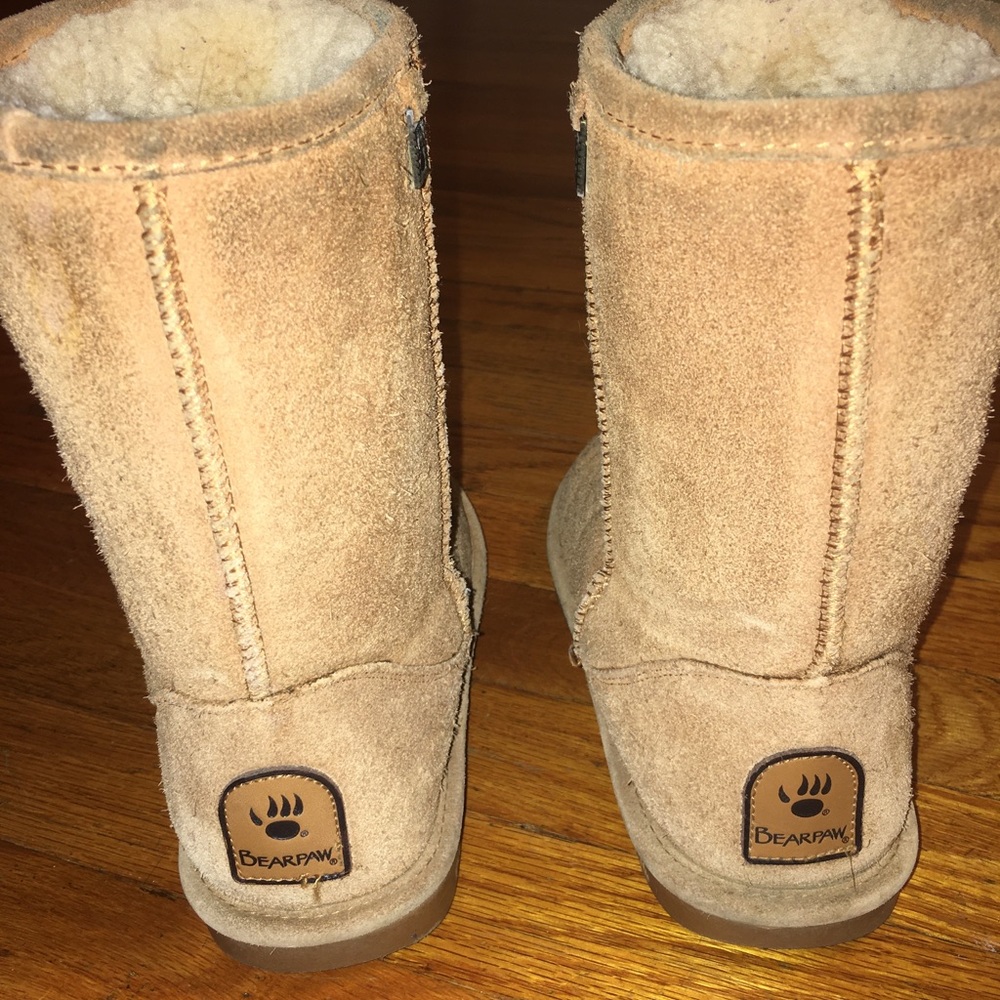 Bear paw size 8